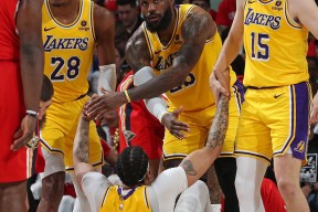 爱游戏在线登录-Karsa连续五场比赛得分超过重要助攻，巴黎圣日耳曼不断突破！比赛高潮迭起的简单介绍