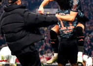 爱游戏官方网站-关于凯恩在独行侠比赛中大比分获胜，重要助攻引发热议！气势如虹延续的信息